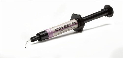 CLEARFIL MAJESTY FLOW SPUIT A4 2614 EU